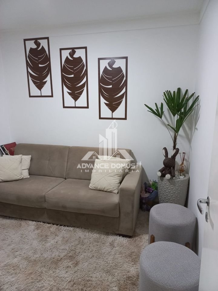 Apartamento à venda com 3 quartos, 69m² - Foto 1